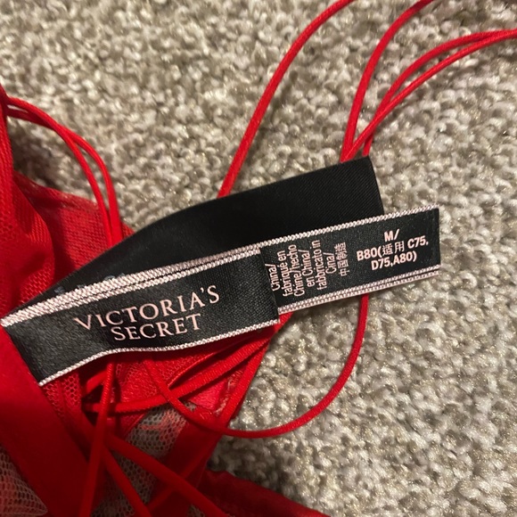 Victoria Secret Silky Sexy Set - Picture 2 of 7